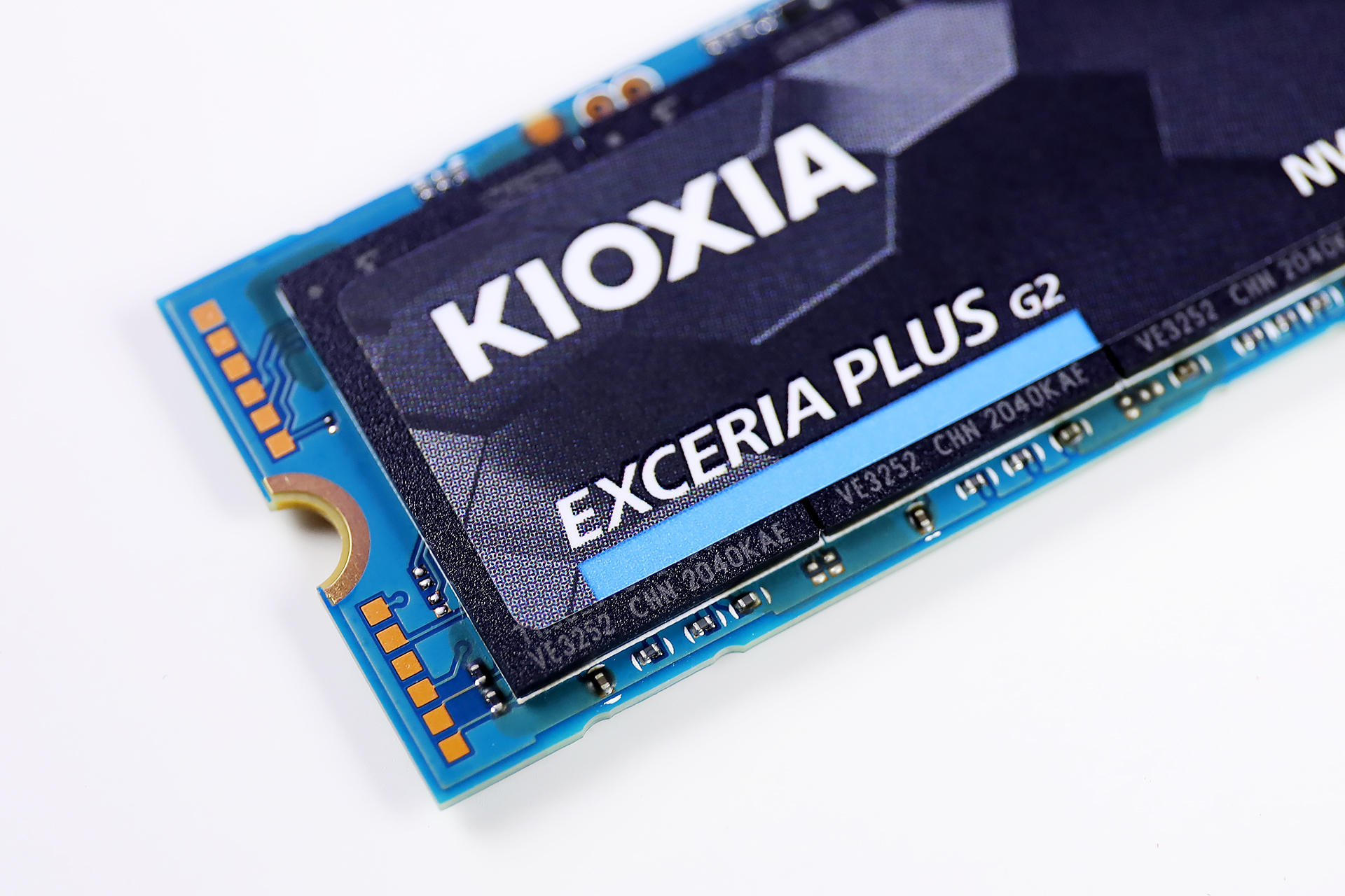 铠侠rd20固态硬盘,铠侠rd20和英睿达固态硬盘哪个好