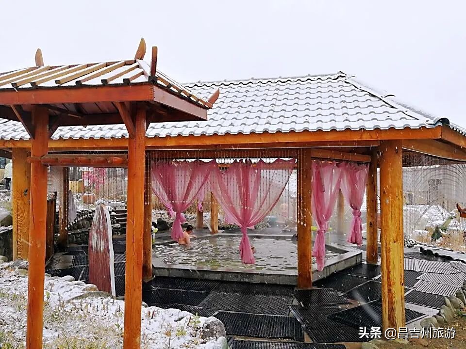 新疆冬季古海温泉,新疆五江温泉攻略冬季