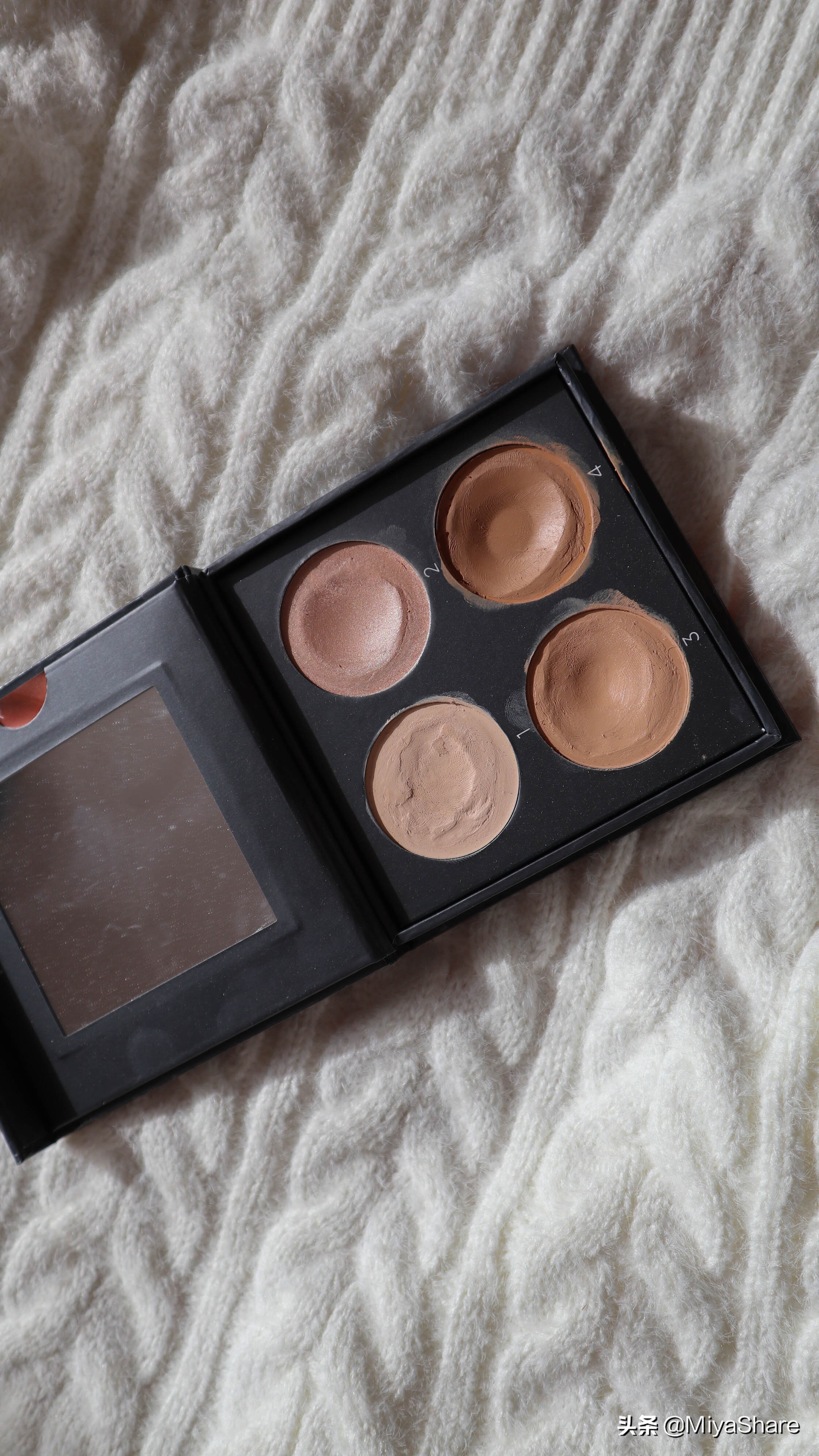 最近最火的彩妆单品推荐,2017年度爱用品专柜篇