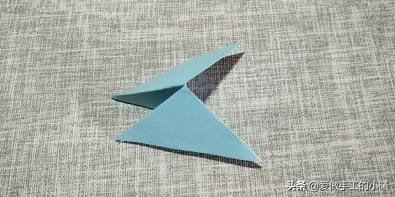 怎么做简单的小蝴蝶折纸,可以飞的立体小蝴蝶折纸