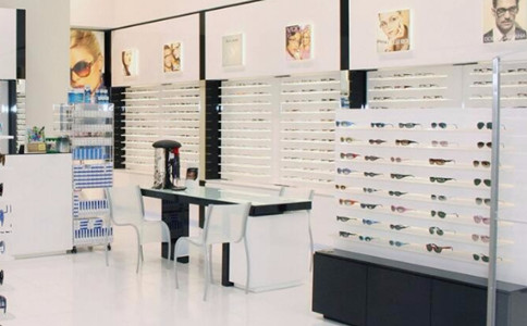 新手网上开眼镜店必备流程及条件,开眼镜店的十大条件
