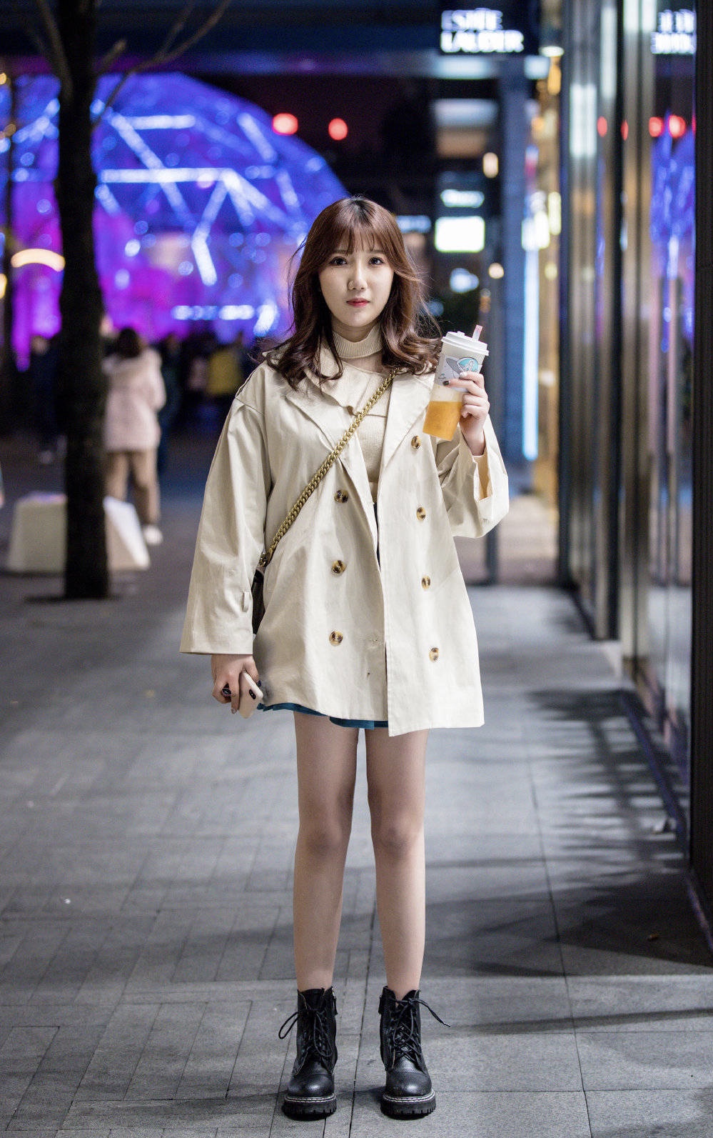 鏀惰捣浣犵殑澶栧,鏀惰捣浣犵殑鐗涗粩澶栧