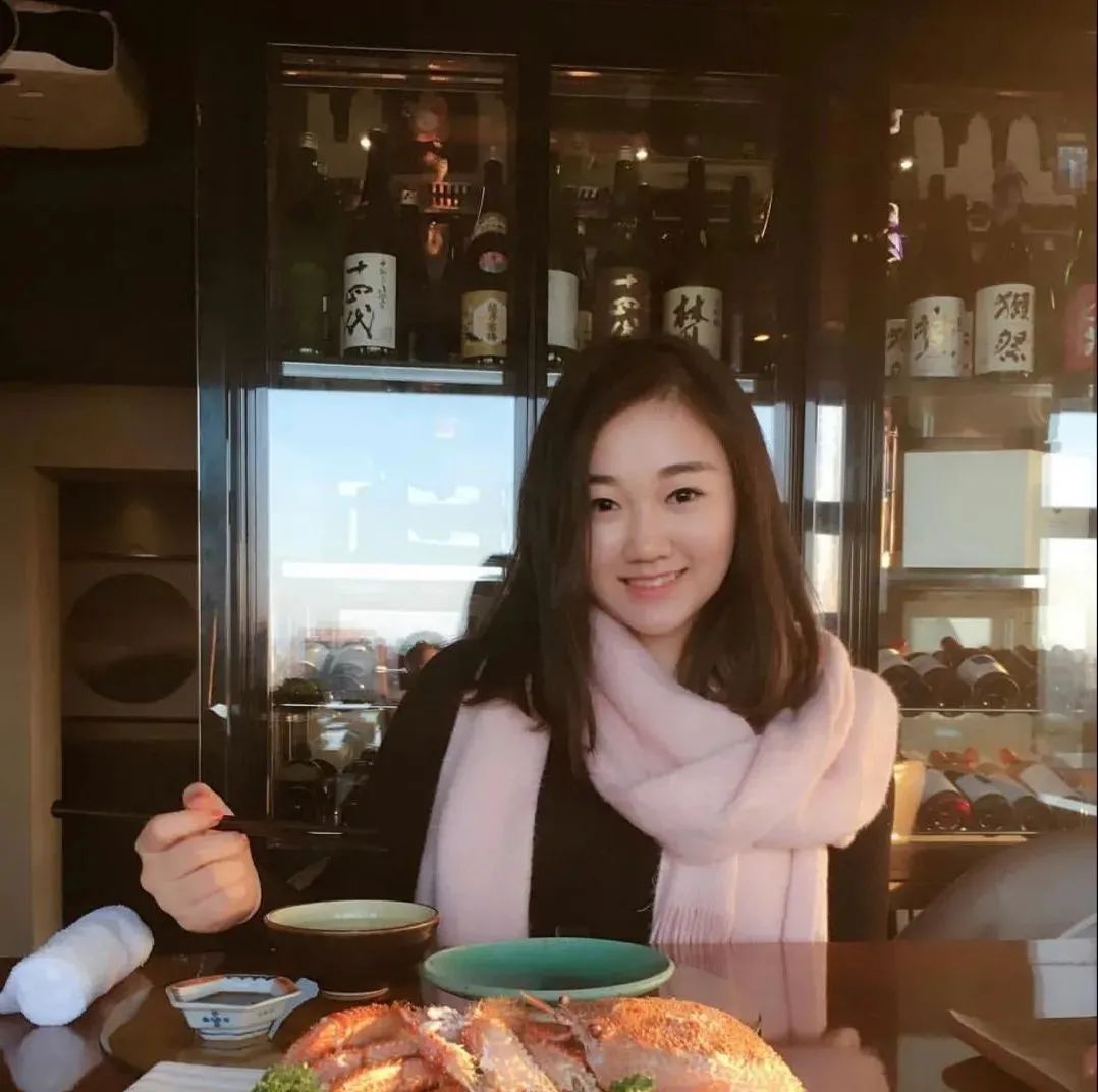 华为小公主和赌王女儿合照,华为公主和赌王千金