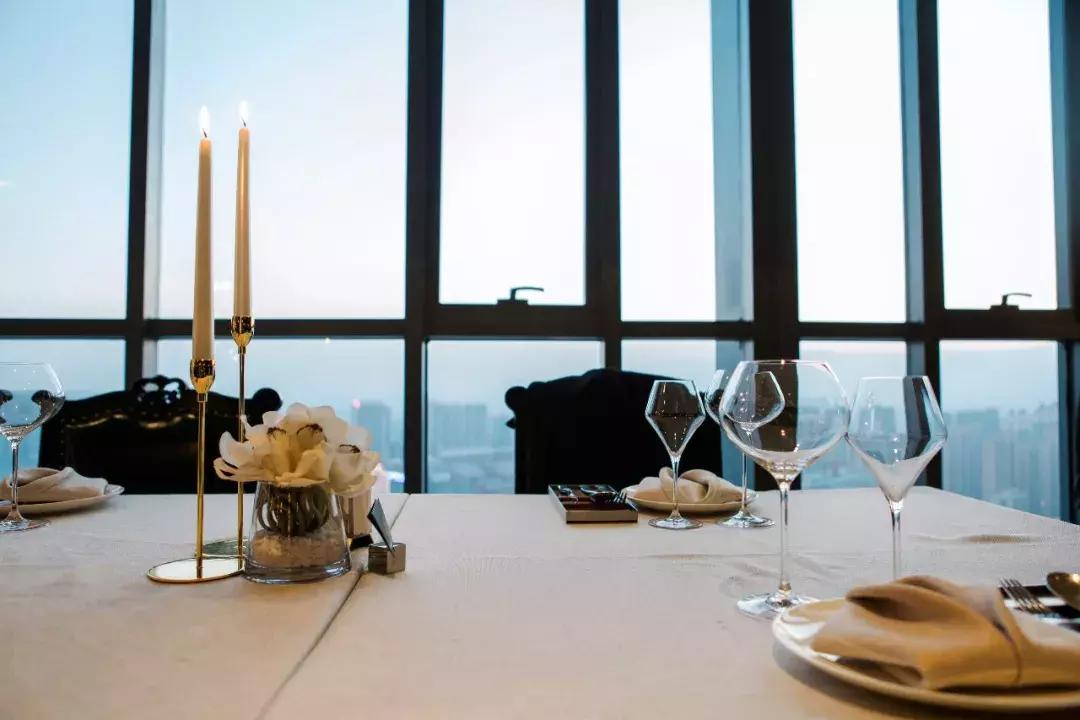 山西艺奢书廊餐厅 (太原艺奢书廊餐厅生日布置)