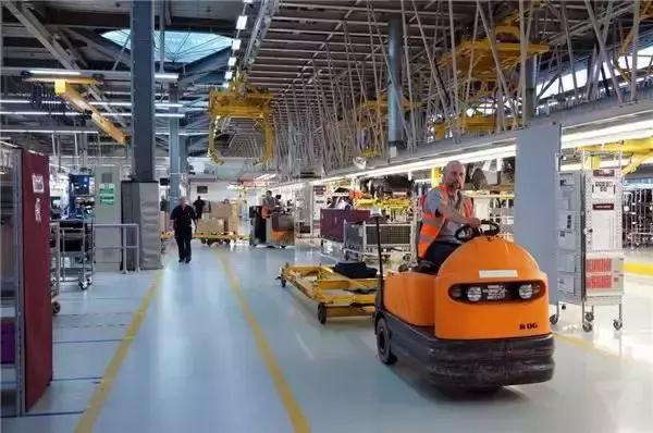 劳斯莱斯全部车间图片,劳斯莱斯的工厂的视频