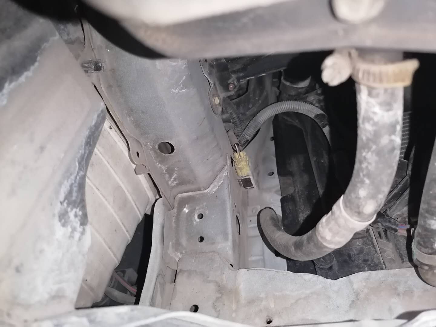 如此高配置的精品二手自动挡，累计三百万销量，人体工程学太奇葩