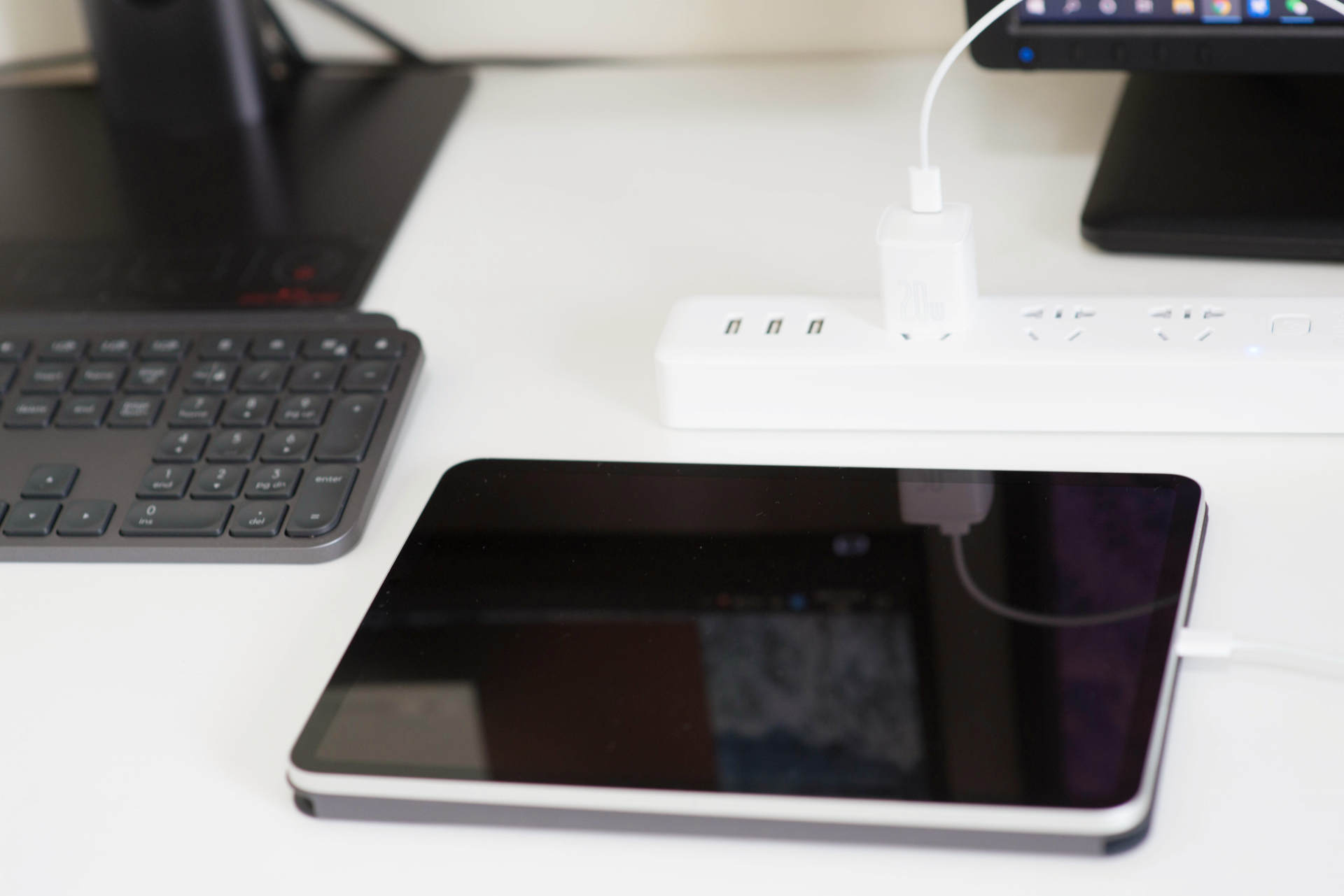 过年回家带点什么礼物实在,过年回家应该带点什么好吃的东西