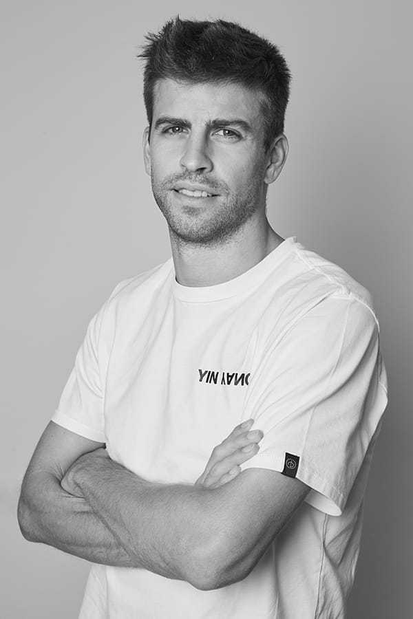 皮克现在在哪个球队踢球,皮克一共进了几个球