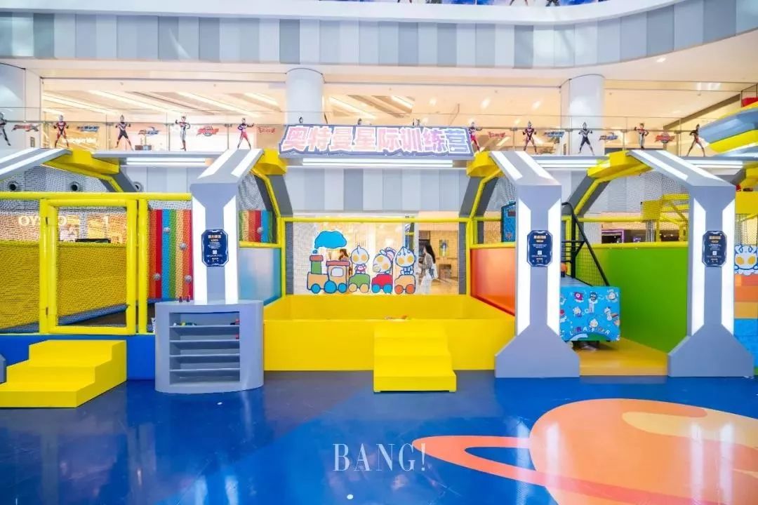 美已经不够了，今年的圣诞美陈必须“玩”起来