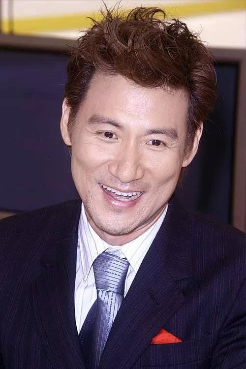 香港男歌手张学友演唱秋意浓歌曲,张学友香港演艺人协会副会长