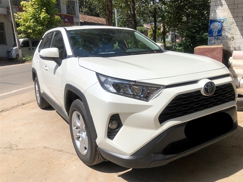 丰田荣放优点大揭秘,配置实用性强,动力输出平顺稳定