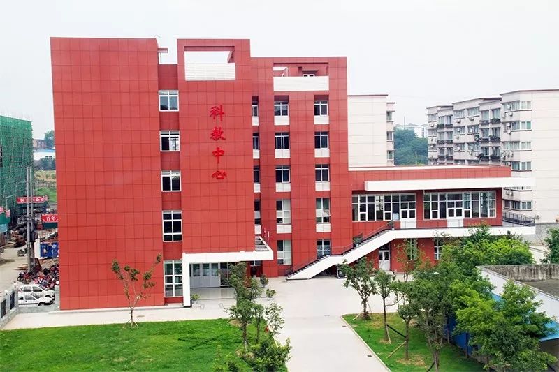 医院招聘新人给三年补贴,公立医院招聘需要谈工资待遇吗