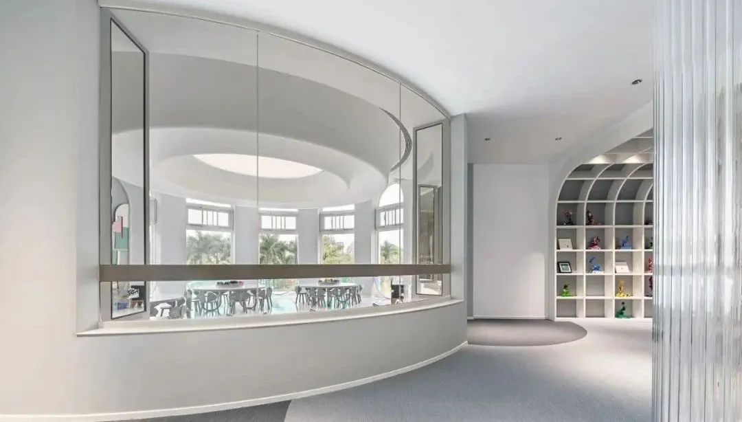 名人孩子做校友,14年稳居深圳C位的戏剧幼儿园,满足了我的期待