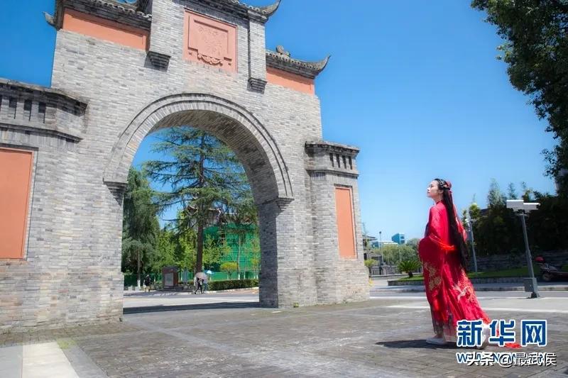 成都汉服第一城,扒一扒源头工厂