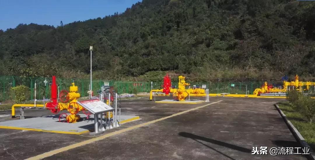 中国油气会战,中国海上第一个油气田