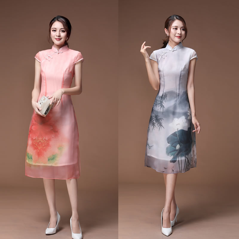 穿旗袍的女人优雅精致,穿旗袍的女人真有韵味