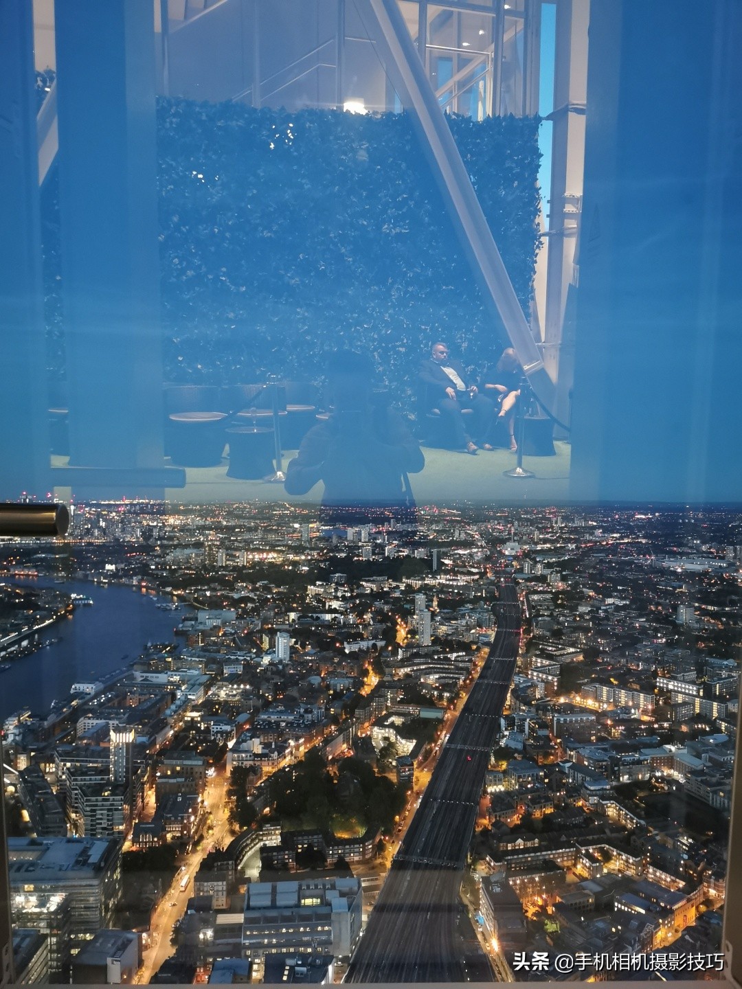 拍照反光!这个困扰你许久的问题,终于有解决办法了