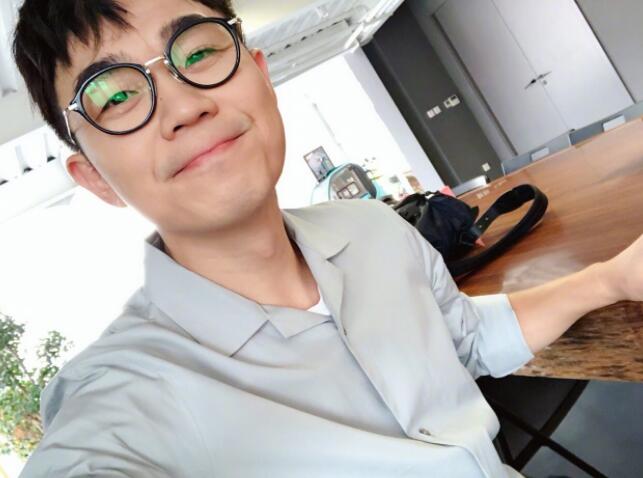 董成鹏和柳岩最新视频,揭秘大鹏董成鹏和柳岩什么关系