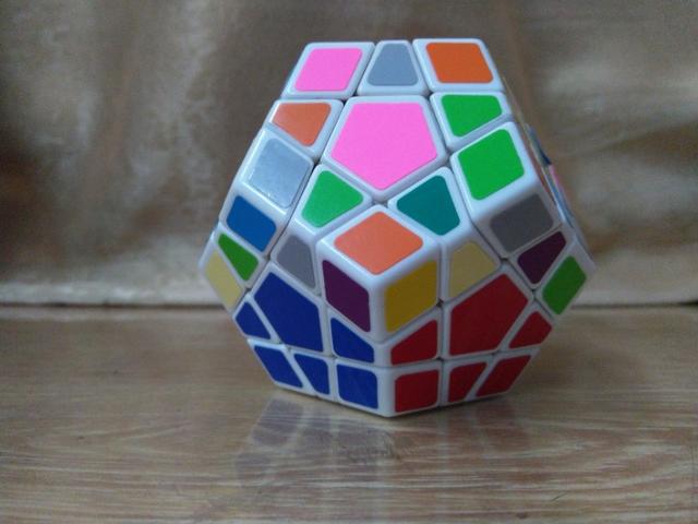 教我玩魔方的手法,我和魔方有个约定