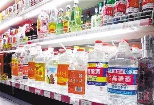 汽油为什么不用塑料桶装,塑料桶装汽油有什么好处与坏处