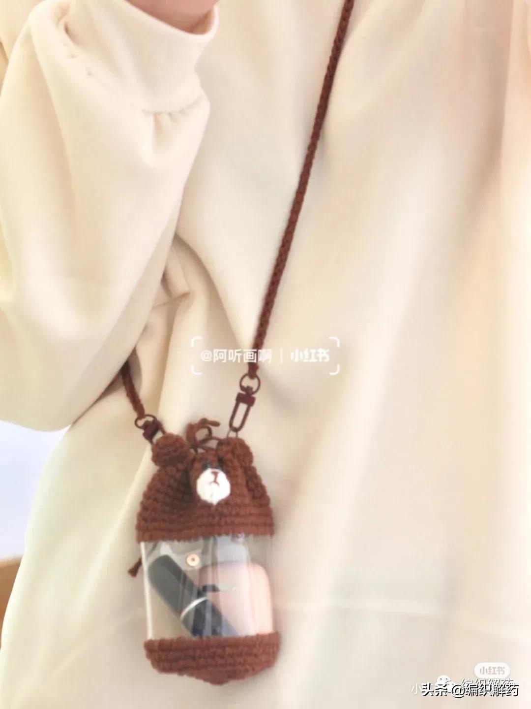 布朗熊包斜挎包手机包,哈根达斯斜挎包布朗熊