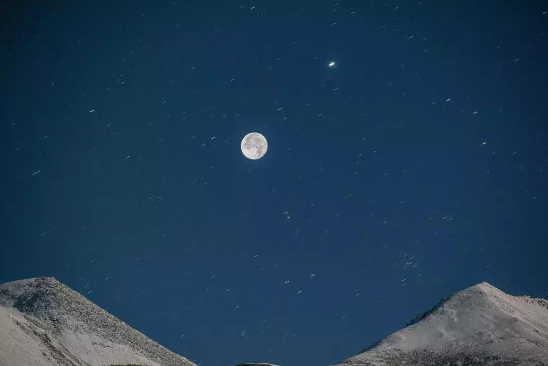 生死离别古文,苏轼写生死离别的诗词