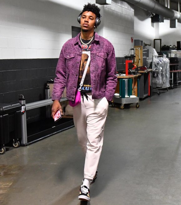 球星衣品分5个等级:KD精神小伙C级,鞋王塔克*级A**,那SSS级呢?