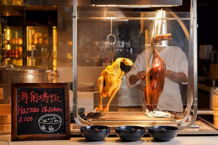 康得思自助餐厅蟹宴,金秋美味的大闸蟹盛宴