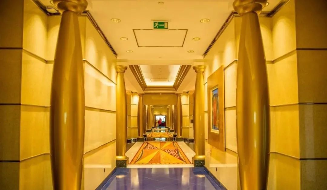 迪拜填海烂尾工程恢复了吗,迪拜旋转大厦建造图