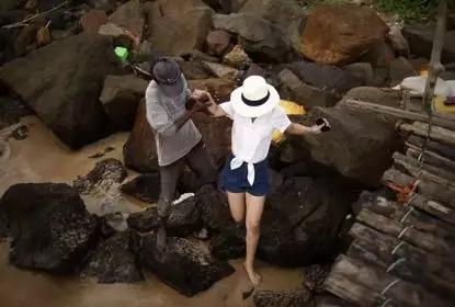 假期撒手没的戏精同事们，竟然在我挤春运的时候吹海风？？（下）