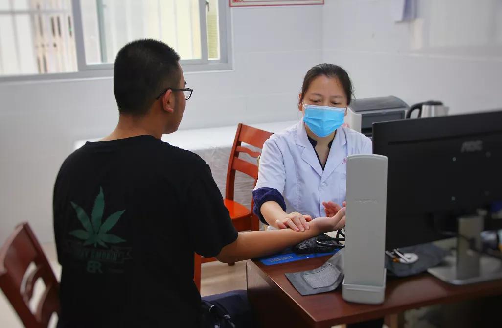 “最美医生”张丽国——柘荣中医发展坚实的守护者