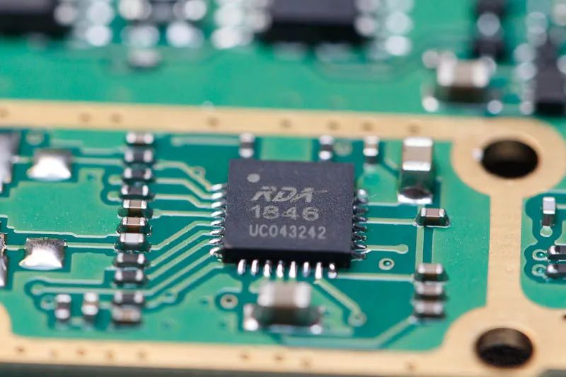 宝峰对讲机一键调频教程,火腿对讲机diy