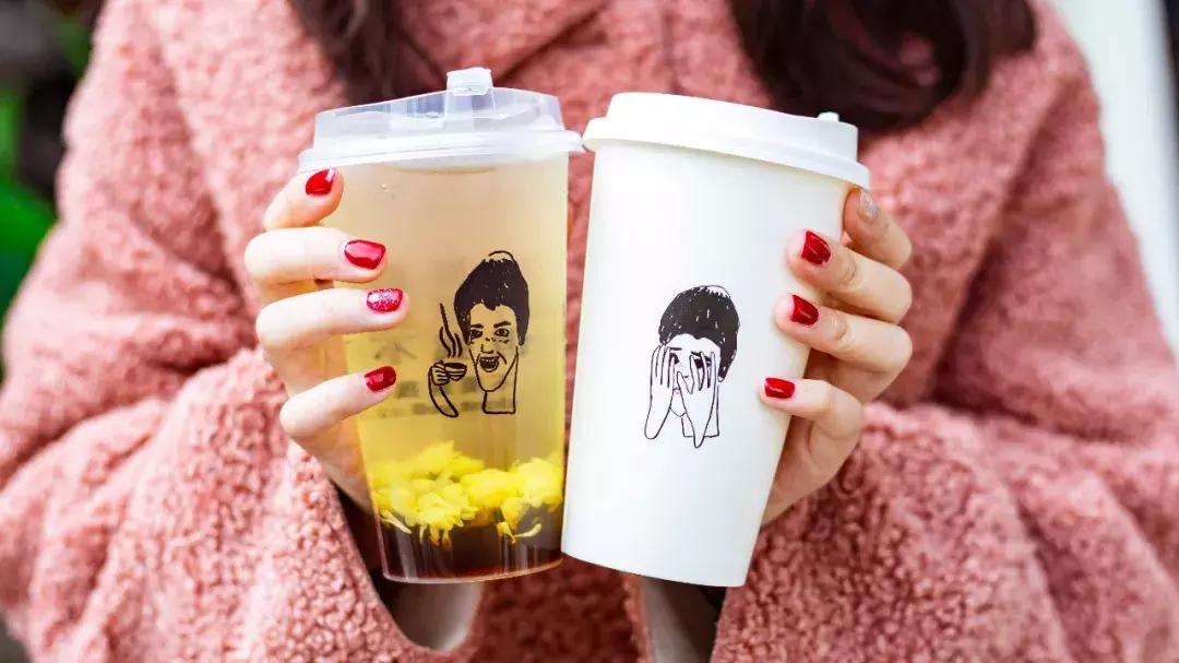 火爆台湾的“丑丑奶茶”首现厦门,拿着5分钟竟被搭讪10次……