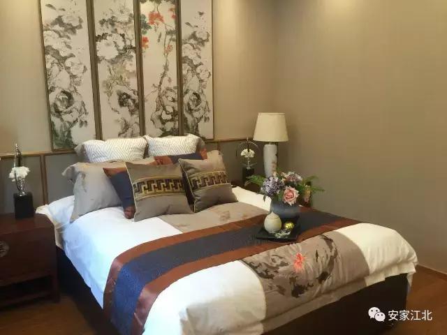 均价6500但是首开有五千多的房源,均价5500一平新盘