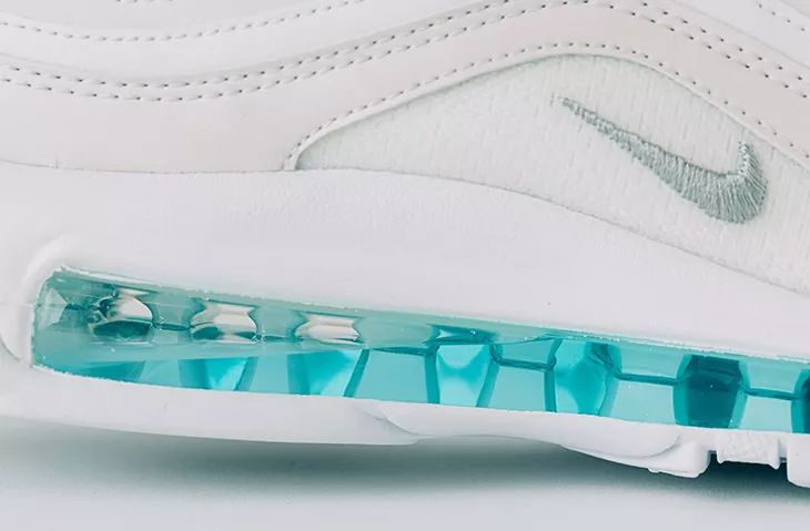 1W+秒售罄的“注水球鞋”，究竟什么来头？