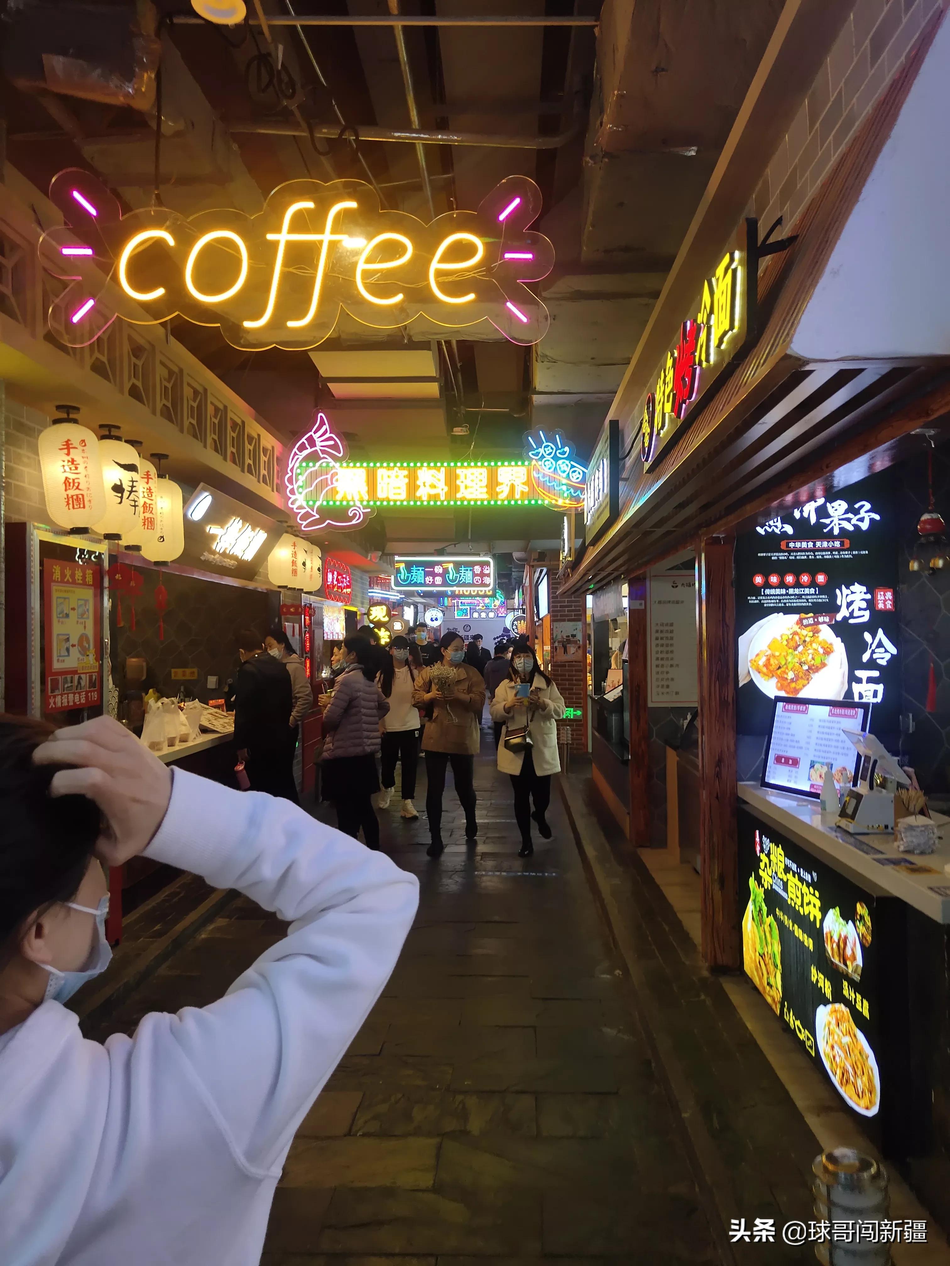 乌鲁木齐最繁华的大商场,乌鲁木齐最大的品牌商场