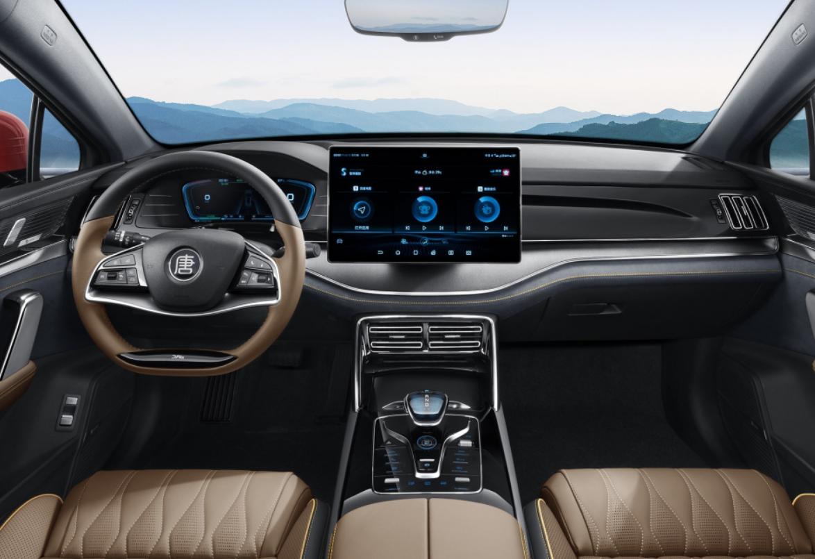 网上对比亚迪的评论呈两极化，比亚迪到底怎么样？看老粉怎么说