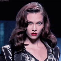 karliekloss维密现场图片,美国超模karliekloss皮裙