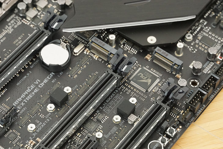 华硕玩家国度主板m6g和m6h区别,华硕x299r6e主板