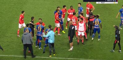 卡纳瓦罗谈郑智倒地是真的吗,广州恒大卡纳瓦罗郑智