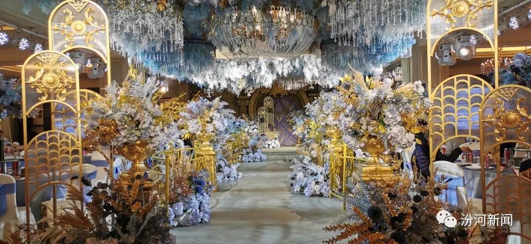 鎵撳紑浣犵殑鍛宠暰浜彈鑸屽皷涓婄殑缇庨,鏉ヤ竴鍦鸿瑙夌洓瀹村惂鑸屽皷涓婄殑缇庨