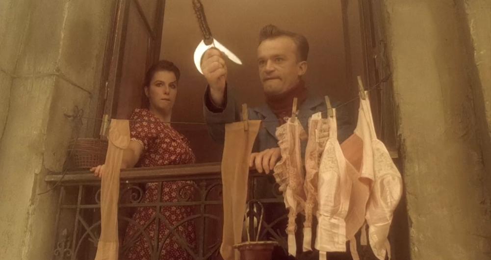 一部人吃人的荒诞喜剧，进了法国孙二娘的黑店，吃与被吃你没得选