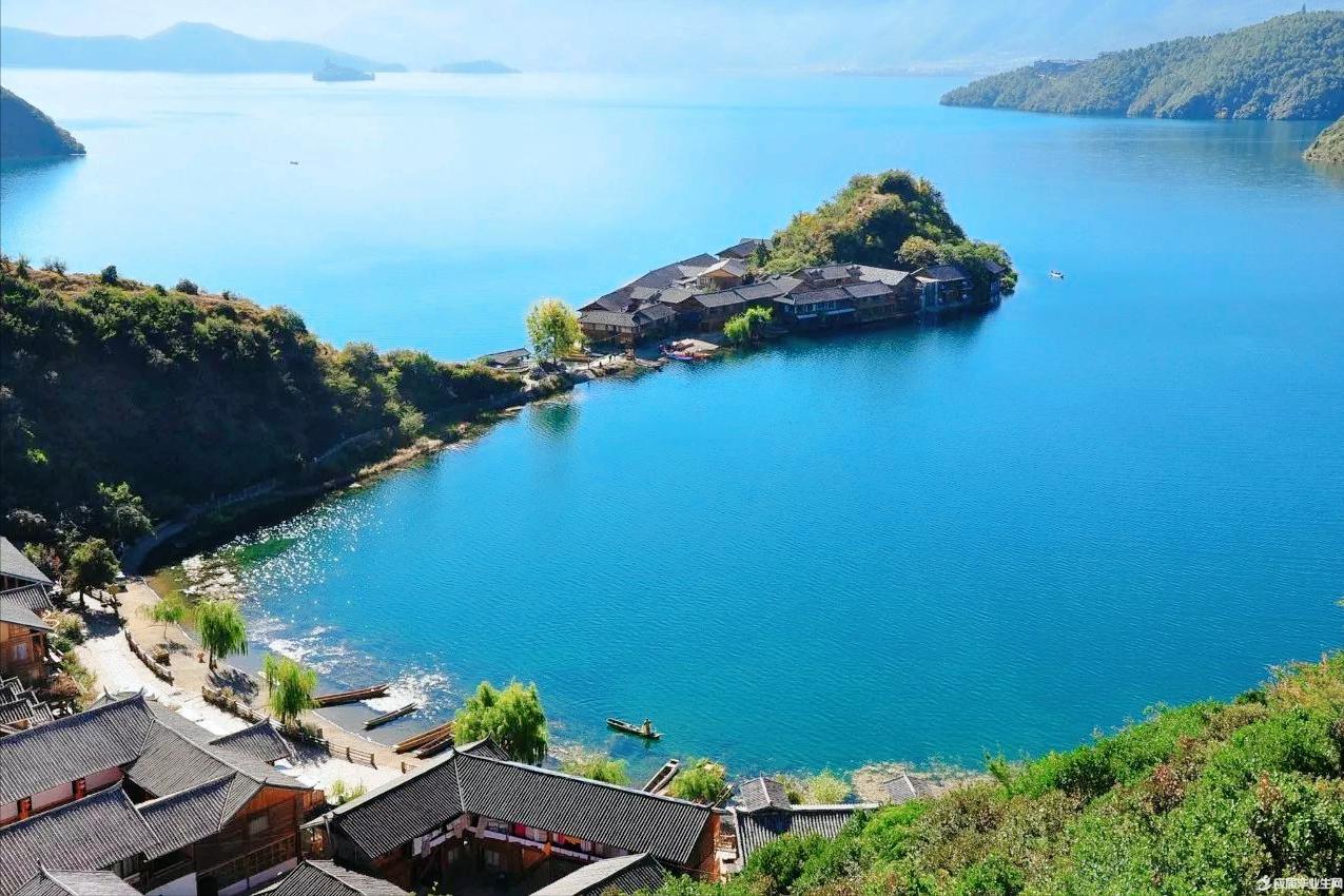 备受争议的旅游景区,去泸沽湖旅游看壮丽风景