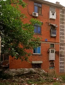 湖北有家神秘厂？声名显赫，生产扫雷机器人和座钟，今风华远去