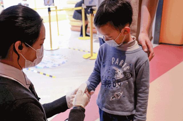 奈尔宝亲子乐园低至4折,奈尔宝亲子中心通用票十几个人