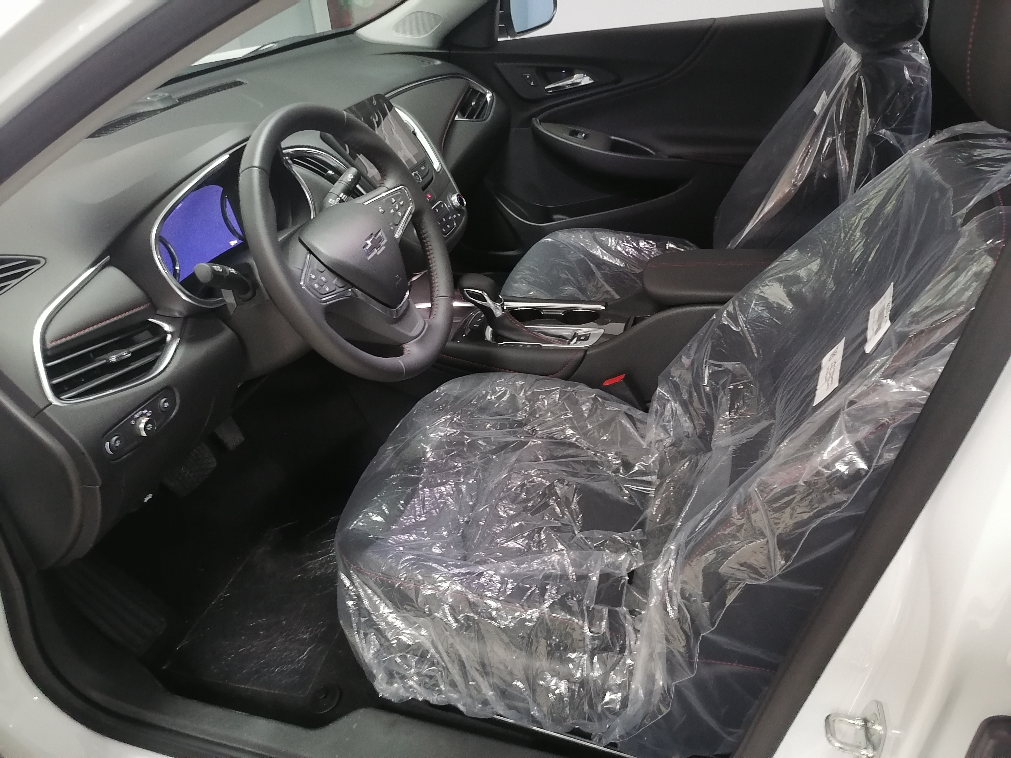 迈锐宝xl2.0t空间怎么样,迈锐宝xl2.0t顶配沉浸式体验