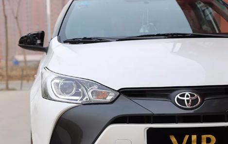 2020款丰田致炫改装尾灯,许格嘉旅大灯改装