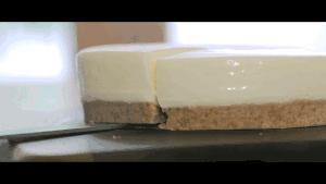 颜值爆表的酸奶冻芝士蛋糕,美味分享冻酸奶芝士蛋糕