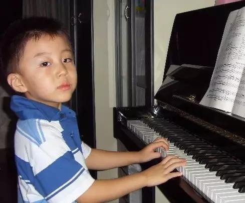 玩吊车的技巧,玩大吨位吊车赚钱吗