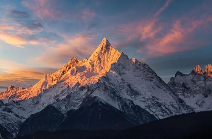 女孩7月大开始旅游，13岁走过25个省市、5大藏区和20多个国家